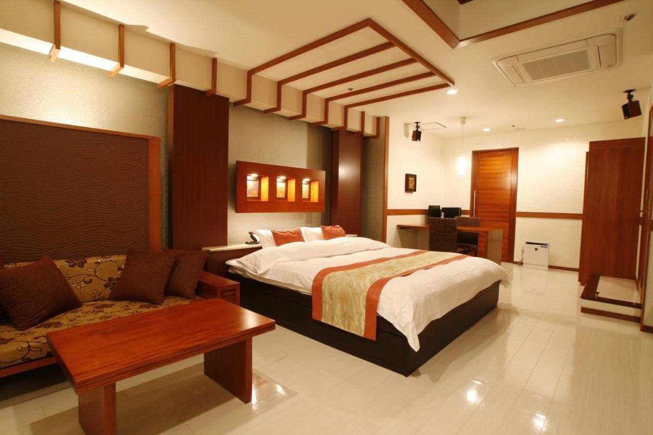 Hotel & Spa Lotus (Adults Only) Kyoto Buitenkant foto